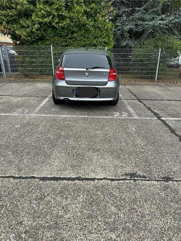 Gebraucht BMW 116 116 PS (85 kW) 2011 Grau Kleinwagen