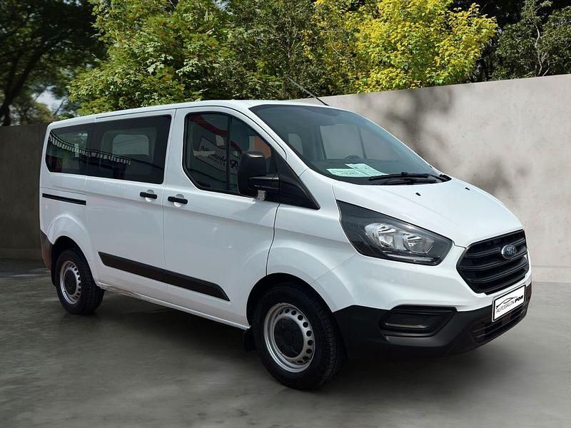 Weiß Gebraucht 2020 Ford Transit Kombi | 22.900 € (Fairer Preis) - Bild 1/4
