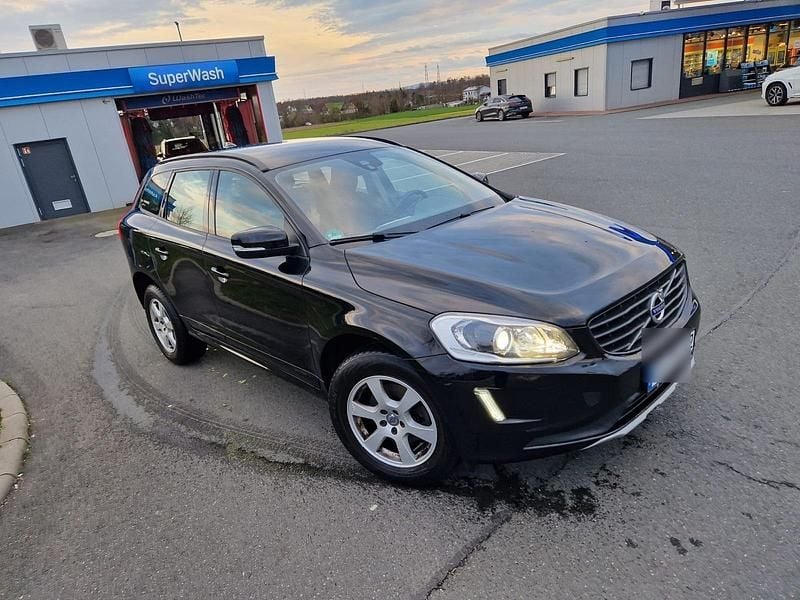 Gebraucht Volvo XC60 150 PS (110 kW) 2017 Schwarz SUV