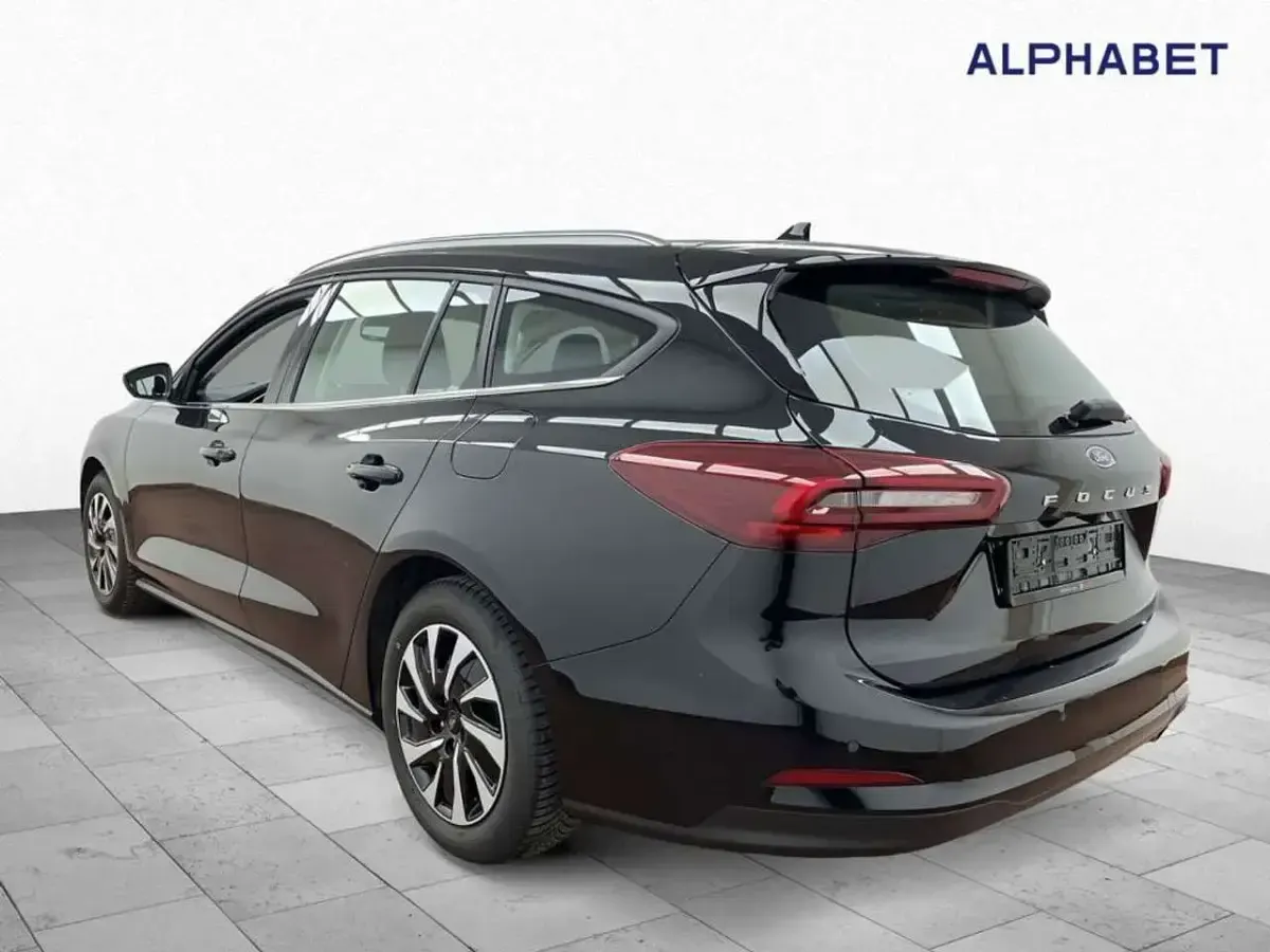 Gebraucht Ford Focus Titanium 125 PS (91 kW) 2025 Agate black metallic Kombi