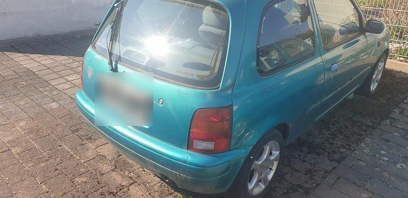 Gebraucht Nissan Micra 54 PS (39 kW) 1998 Grün Kleinwagen