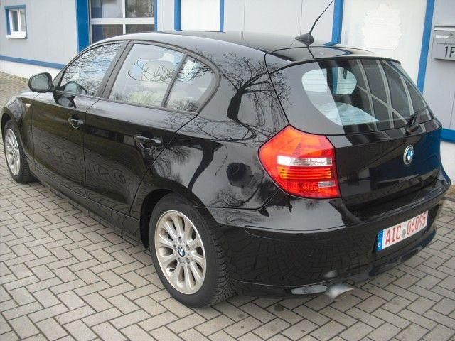 Gebraucht BMW 120 Efficient Dynamics 177 PS (130 kW) 2010 Schwarz Kleinwagen