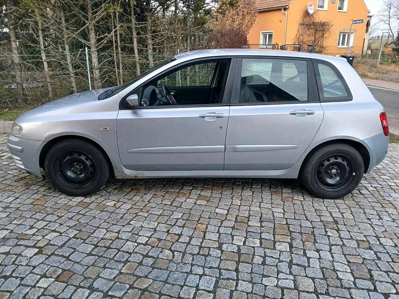Gebraucht Fiat Stilo 94 PS (69 kW) 2007 Silber Kombi