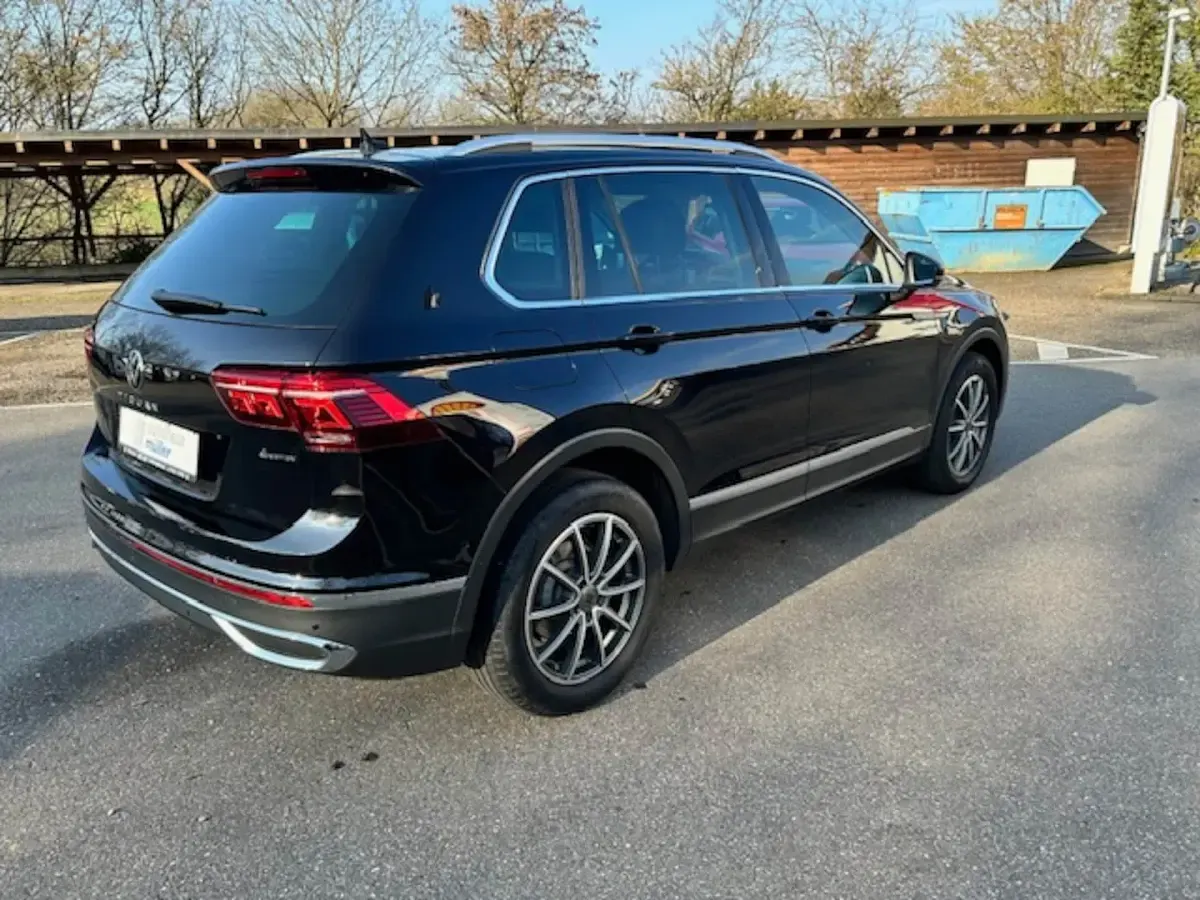 Gebraucht VW Tiguan Elegance 200 PS (147 kW) 2021 SUV