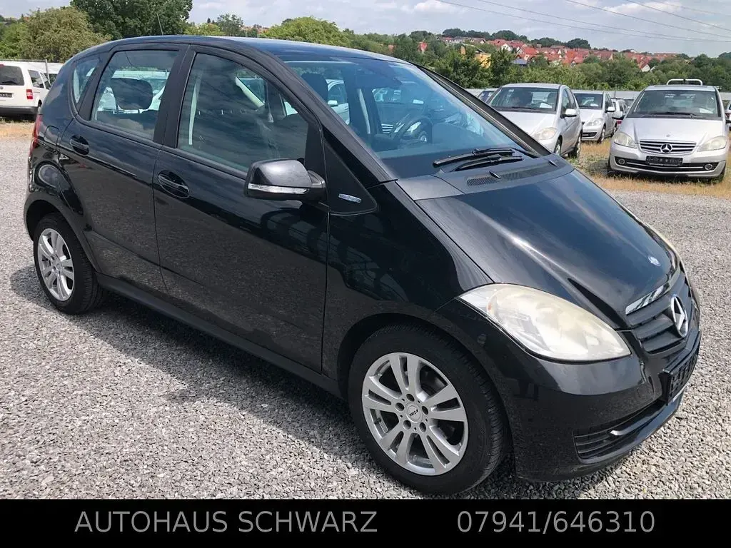 Gebraucht Mercedes A160 82 PS (60 kW) 2010 Schwarz Limousine
