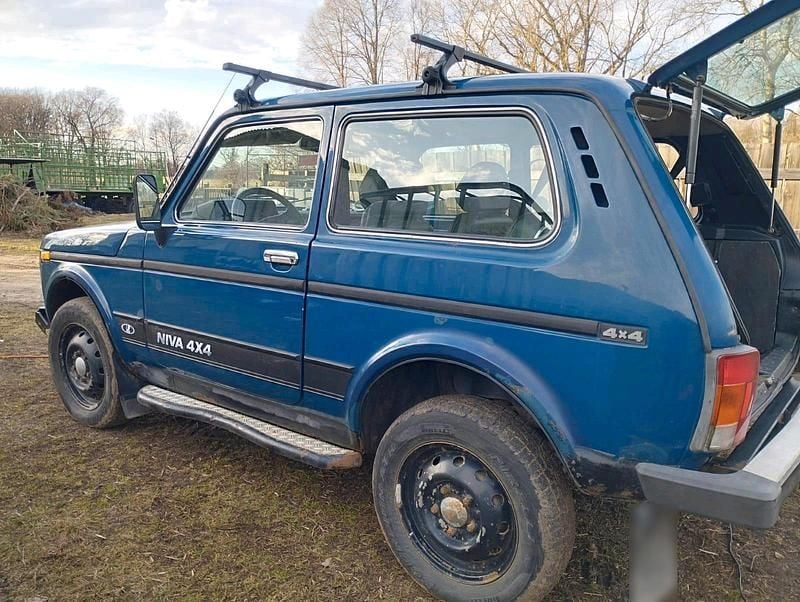 Gebraucht Lada niva 81 PS (59 kW) 2004 SUV