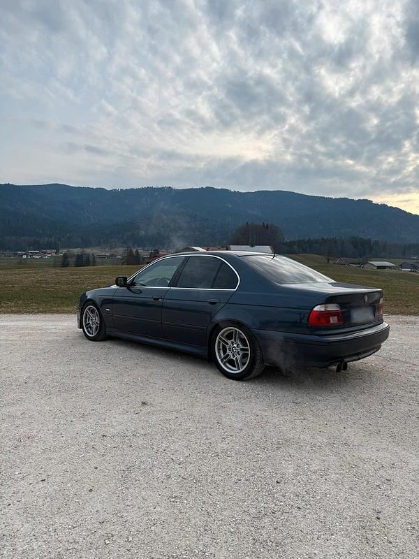 Gebraucht BMW 520 170 PS (125 kW) 2002 Blau Limousine