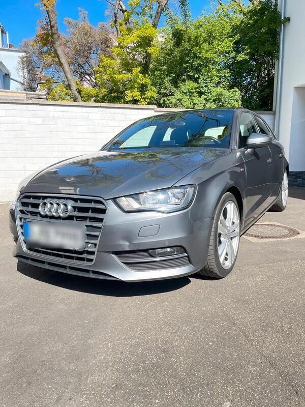 Grau Gebraucht 2015 Audi A3 S-Line Coupé | 11.500 € (Guter Preis) - Bild 1/4