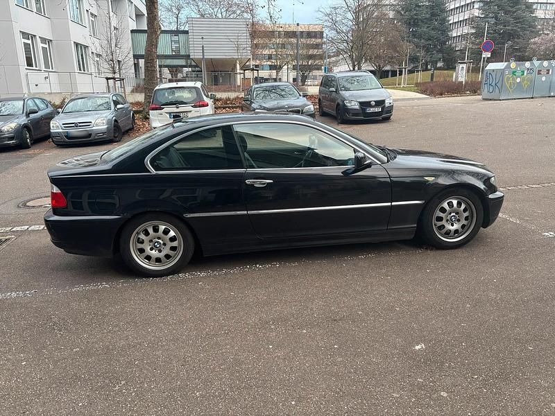 Gebraucht BMW 320 150 PS (110 kW) 2004 Schwarz Coupé