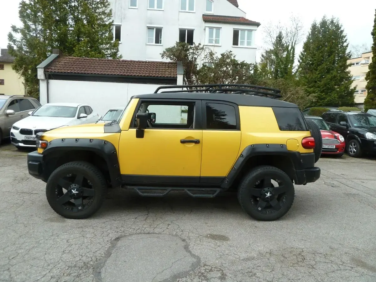 Gebraucht Toyota FJ 242 PS (177 kW) 2009 Silber SUV