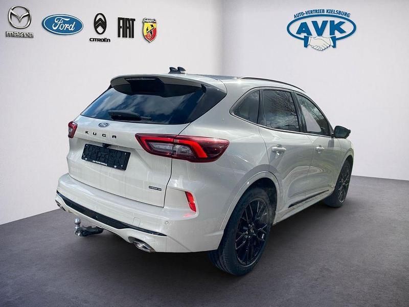 Gebraucht Ford Kuga 152 PS (111 kW) 2026 Weiß SUV