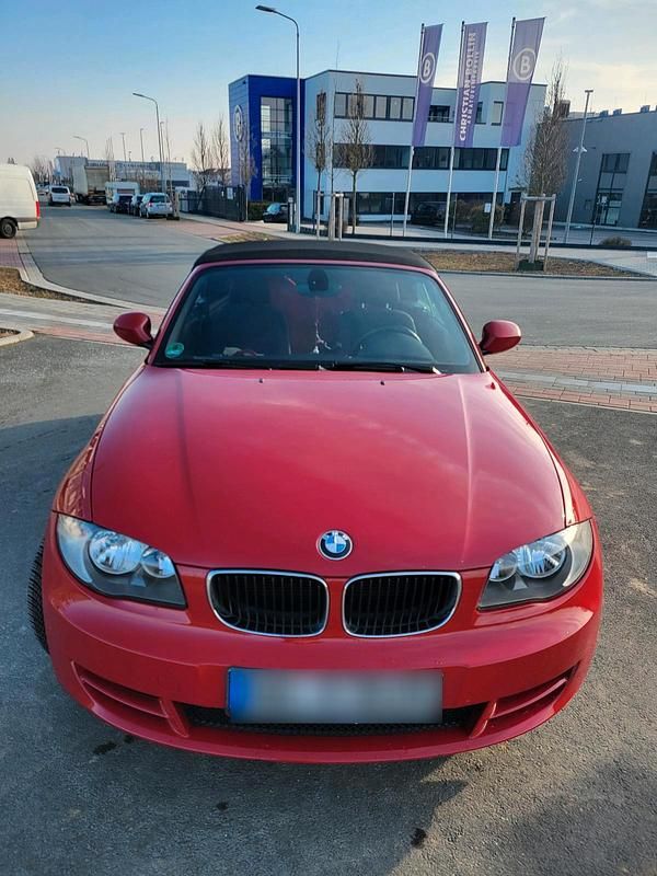 Gebraucht BMW 118 Cabriolet 143 PS (105 kW) 2010 Rot Cabrio
