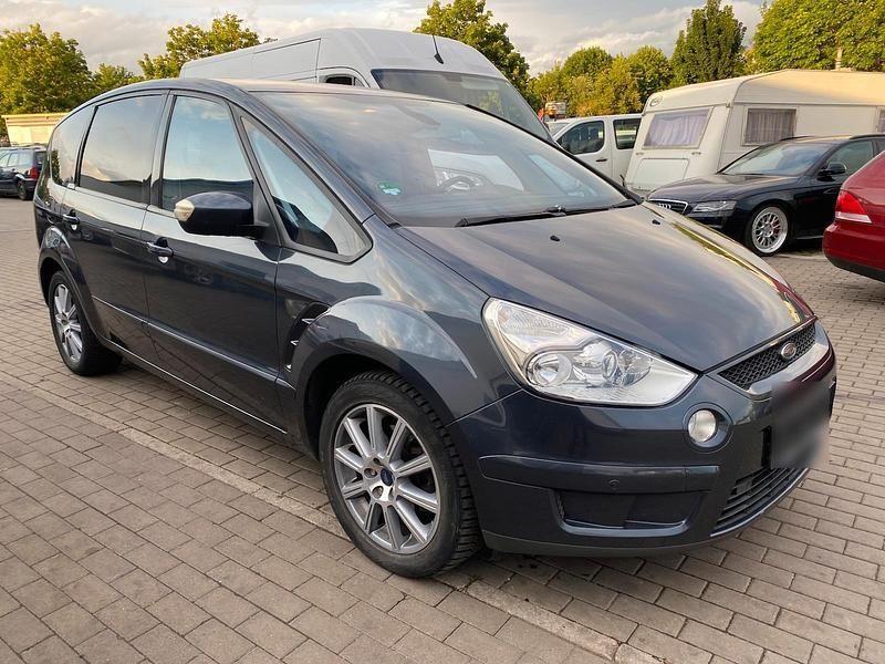 Grau Gebraucht 2007 Ford S-MAX S Van / Kleinbus | 3.800 € (Fairer Preis) - Bild 1/4