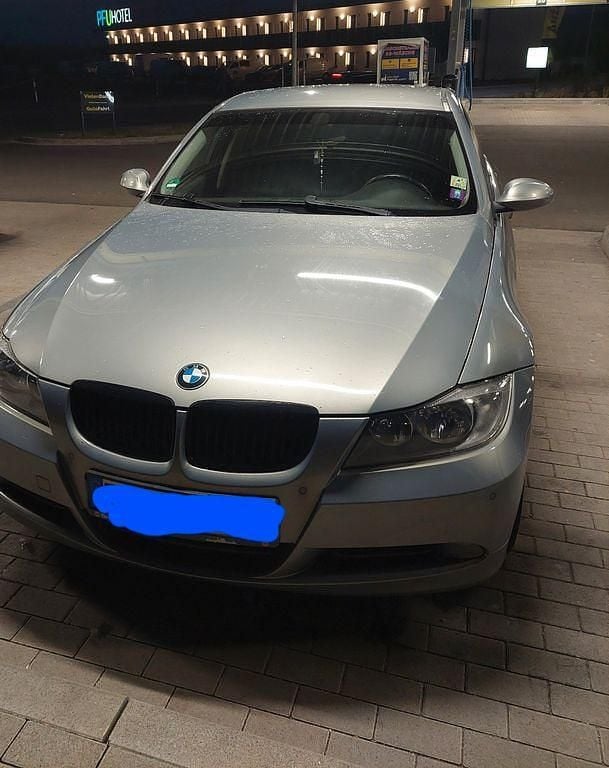 Gebraucht BMW 320 150 PS (110 kW) 2006 Limousine