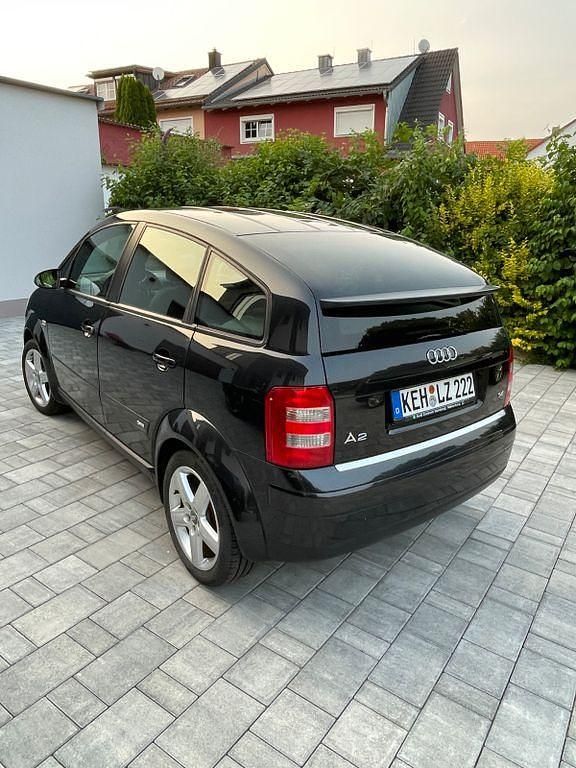 Gebraucht Audi A2 75 PS (55 kW) 2003 Schwarz Kleinwagen