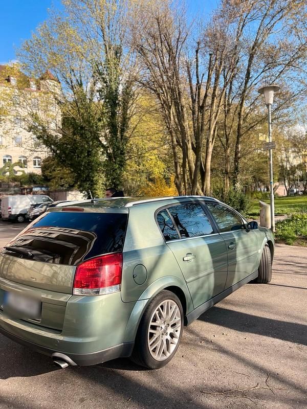 Gebraucht Opel Signum 155 PS (114 kW) 2004 Andere farben Kleinwagen
