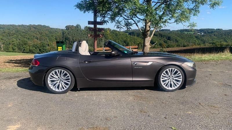 Gebraucht BMW Z4 Performance 204 PS (150 kW) 2010 Braun Cabrio
