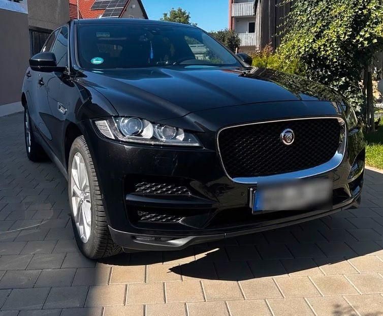 Schwarz Gebraucht 2019 Jaguar F-Pace Prestige SUV | 30.400 € (Superpreis) - Bild 1/4