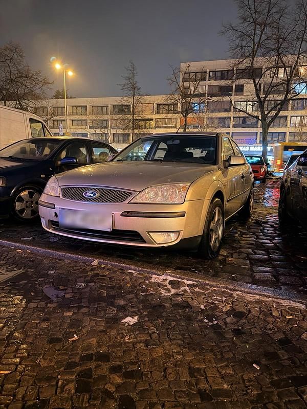 Silber Gebraucht 2004 Ford Mondeo Limousine | 850 € (Guter Preis) - Bild 1/4