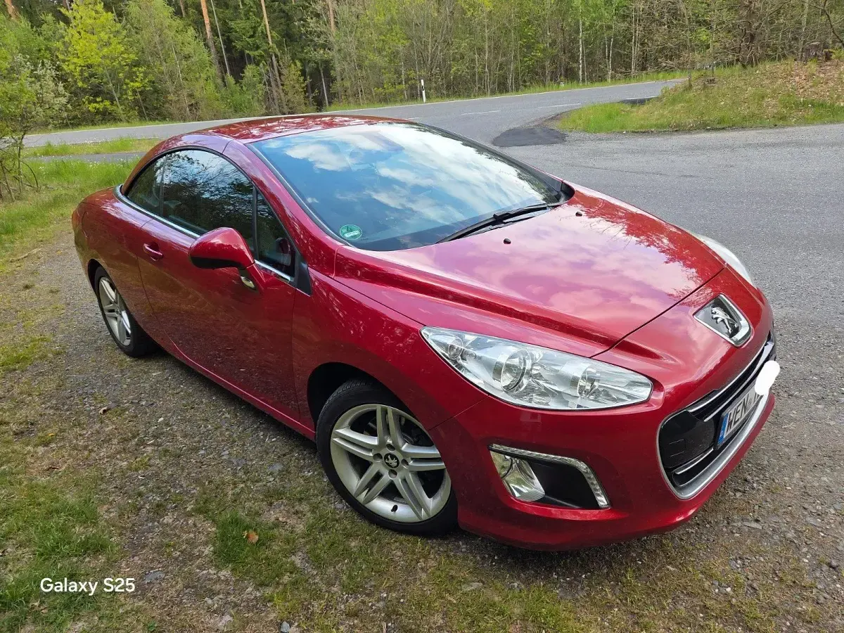 Gebraucht Peugeot 308 CC 163 PS (119 kW) 2013 Rot Cabrio