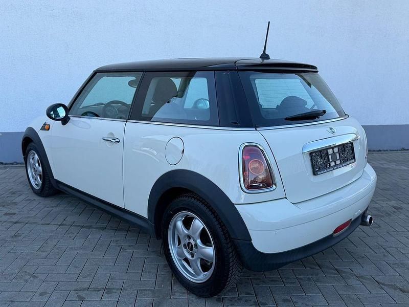 Gebraucht Mini Cooper 120 PS (88 kW) 2007 Weiß Kleinwagen