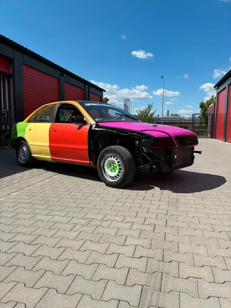 Gebraucht Audi A4 101 PS (74 kW) 1998 Andere farben Kombi