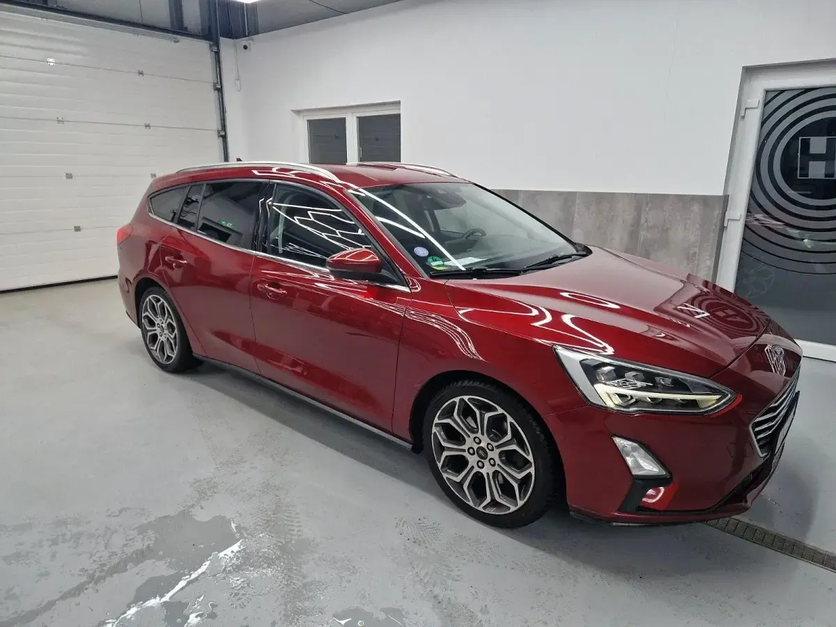 Gebraucht Ford Focus Active 150 PS (110 kW) 2018 Rot Kombi