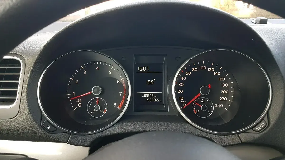 Używany VW Golf VI 80 KM (58 kW) 2009 Czarny Hatchback