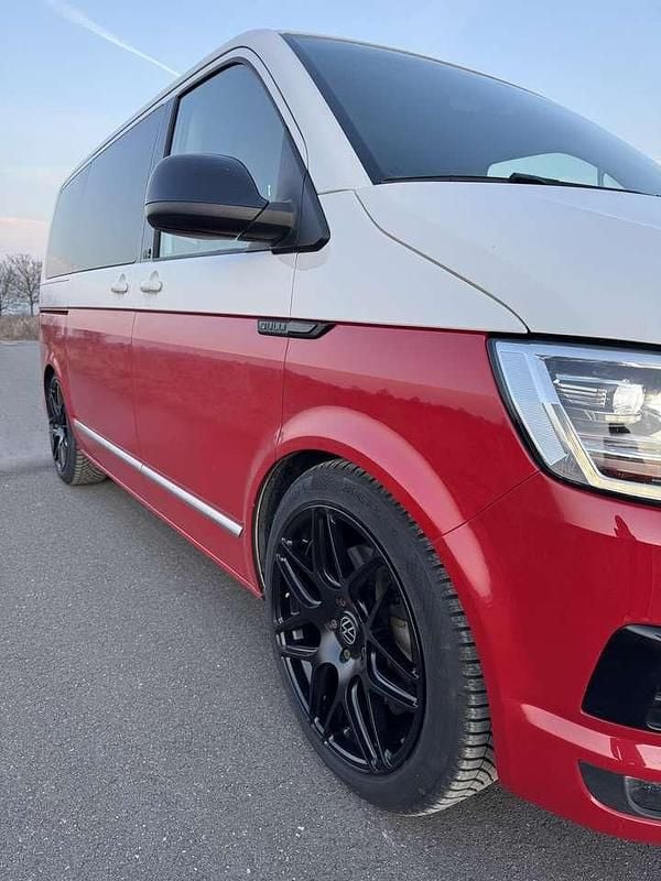 Gebraucht VW Multivan 204 PS (150 kW) 2015 Weiß Van / Kleinbus