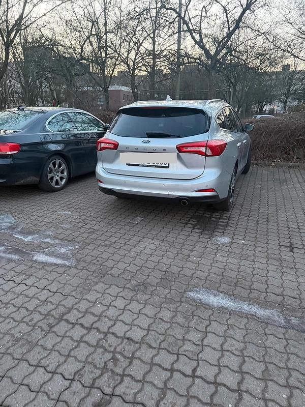 Gebraucht Ford Focus 150 PS (110 kW) 2019 Silber Kombi