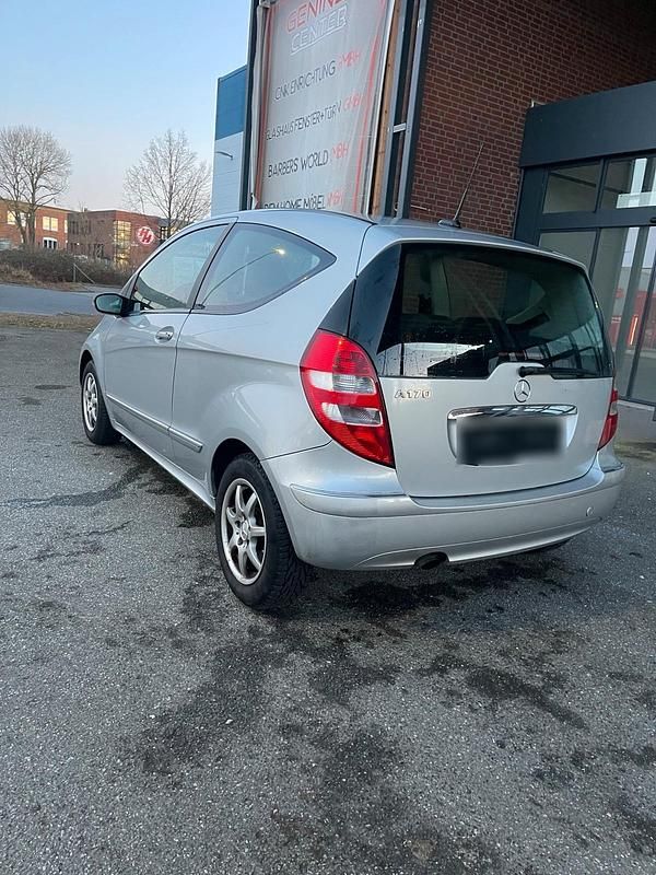 Gebraucht Mercedes A170 115 PS (84 kW) 2005 Silber Kleinwagen