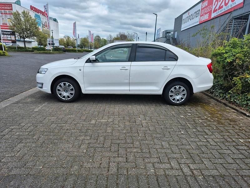Second-hand Skoda Rapid 105 CP (77 kW) 2013 Alb Hatchback