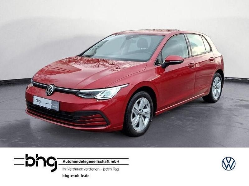 Rot Gebraucht 2021 VW Golf VII Limousine | 22.730 € (Etwas zu teuer) - Bild 1/4