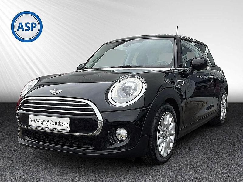 Gebraucht Mini Cooper Chili 136 PS (100 kW) 2016 Schwarz (midnight black metallic) Kleinwagen