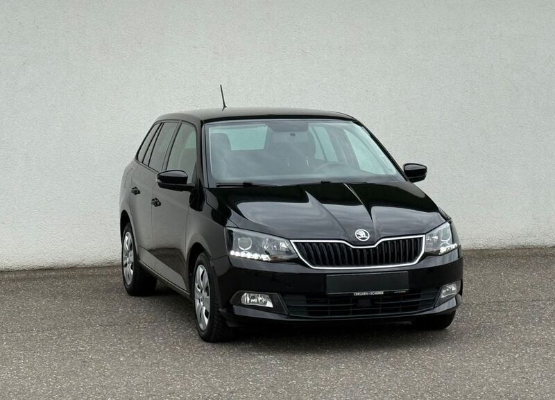 Schwarz Gebraucht 2015 Skoda Fabia Ambition Kombi | 8.499 € (Guter Preis) - Bild 1/4