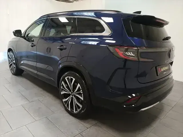 Używany Renault Espace Iconic 131 KM (96 kW) 2025 Niebieski SUV