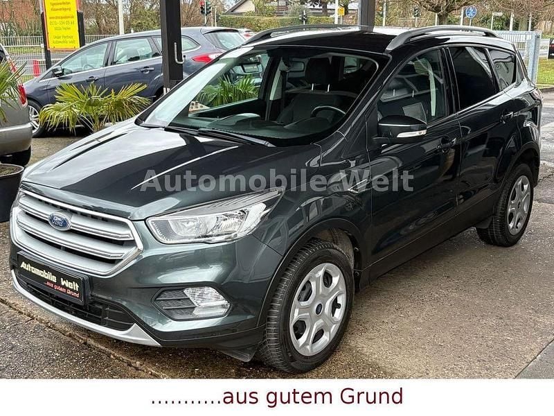 Gebraucht Ford Kuga 120 PS (88 kW) 2018 Grün SUV