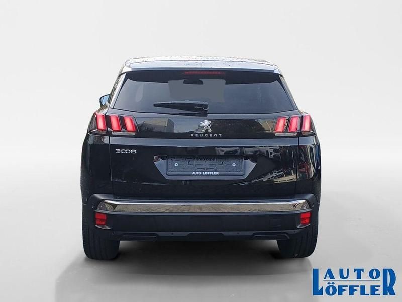 Gebraucht Peugeot 3008 Allure 131 PS (96 kW) 2023 Schwarz (metallic) SUV