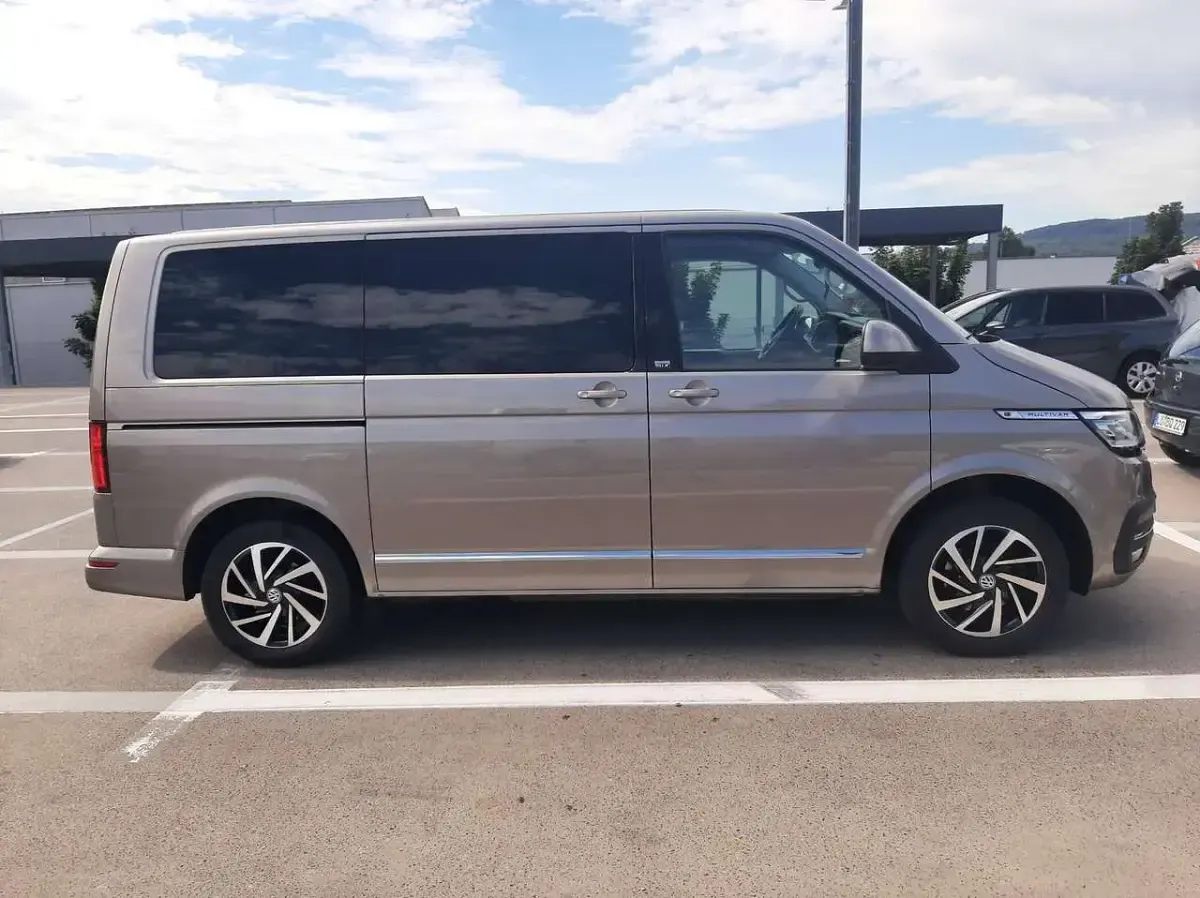 Brugt VW Multivan Generation Six 150 HK (110 kW) 2020 Grå MPV