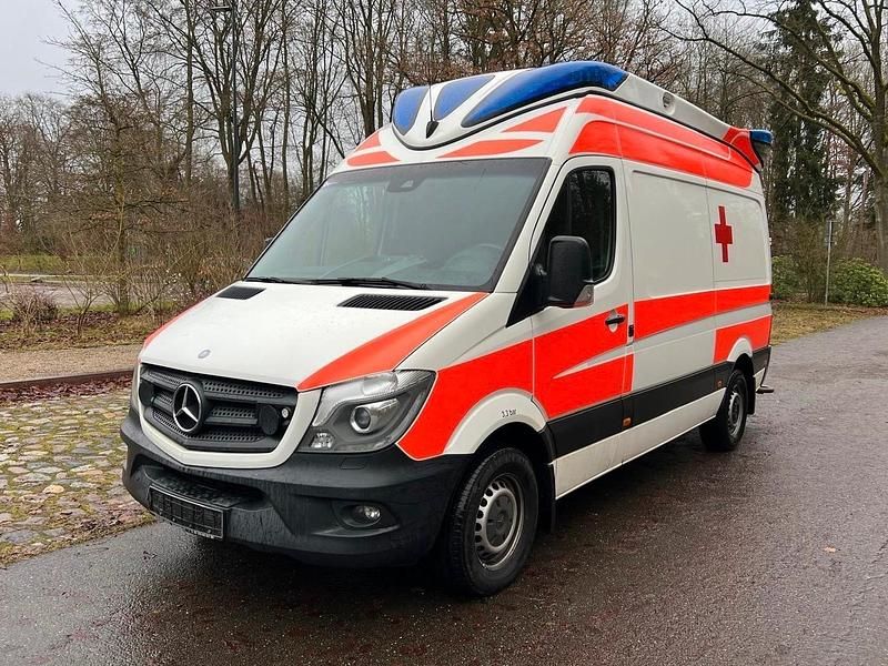 Gebraucht Mercedes Sprinter 163 PS (119 kW) 2015 Weiß Van