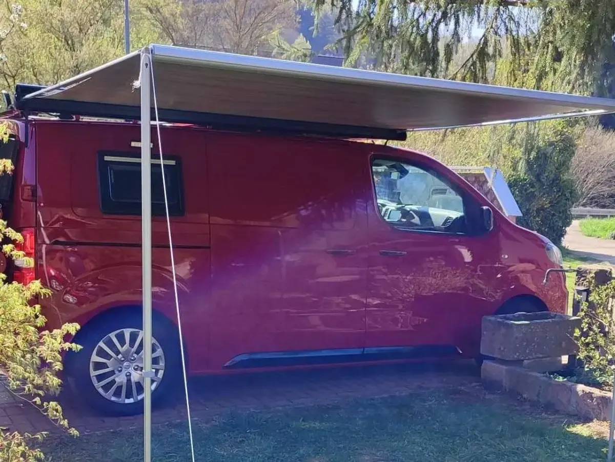 Gebraucht Opel Vivaro Edition 150 PS (110 kW) 2020 Rot Van / Kleinbus