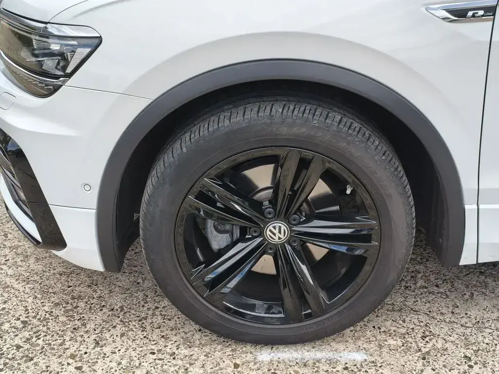 Gebraucht VW Tiguan R-line 239 PS (175 kW) 2019 Pure white SUV