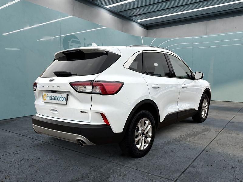 Gebraucht Ford Kuga 224 PS (164 kW) 2022 Weiß SUV