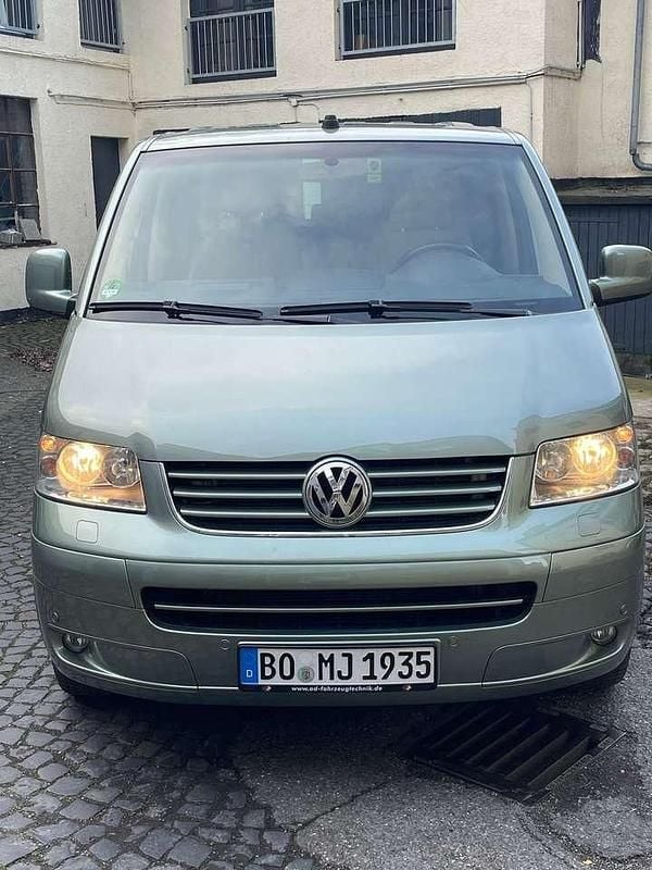 Gebraucht VW Multivan Highline 174 PS (127 kW) 2004 Grün Van / Kleinbus