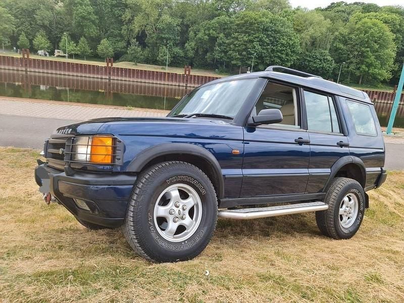 Blau Gebraucht 2000 Land Rover Discovery 2 SUV | 8.599 € (Fairer Preis) - Bild 1/4