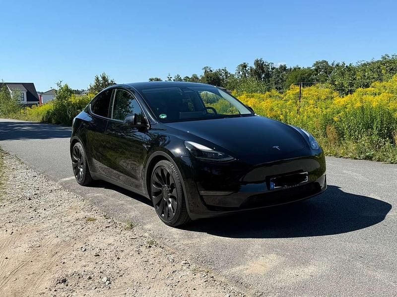 Gebraucht 2022 Tesla Model Y Performance SUV | 35.000 € (Guter Preis) - Bild 1/4