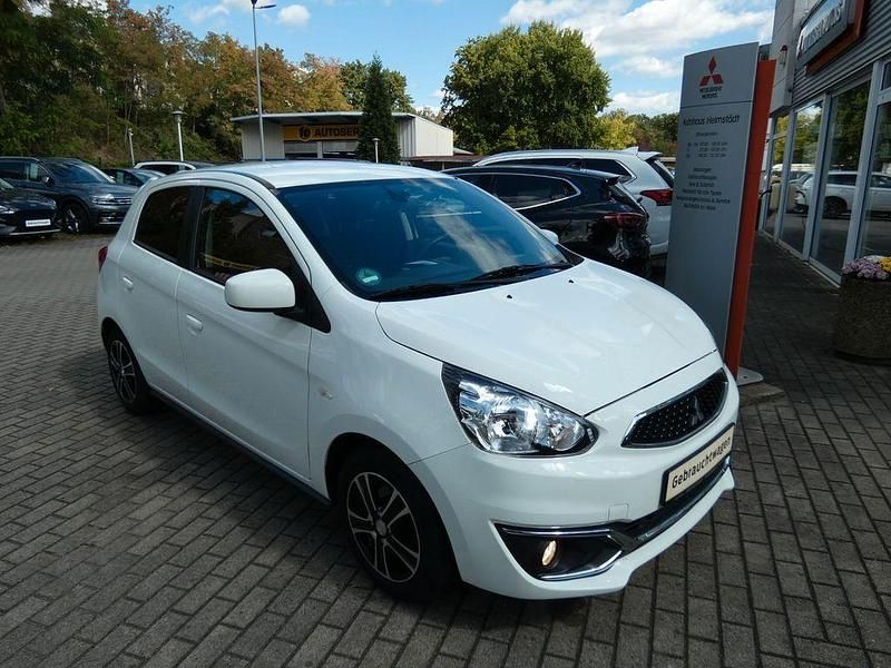 Weiß Gebraucht 2016 Mitsubishi Space Star Edition+ Limousine | 8.490 € (Fairer Preis) - Bild 1/4