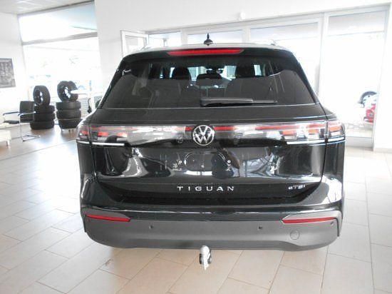 Neu VW Tiguan Life 150 PS (110 kW) 2025 Grau SUV