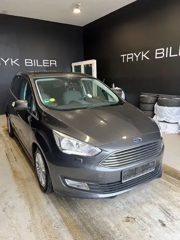 Gebraucht Ford Grand C-Max Titanium 120 PS (88 kW) 2018 Grau Van / Kleinbus