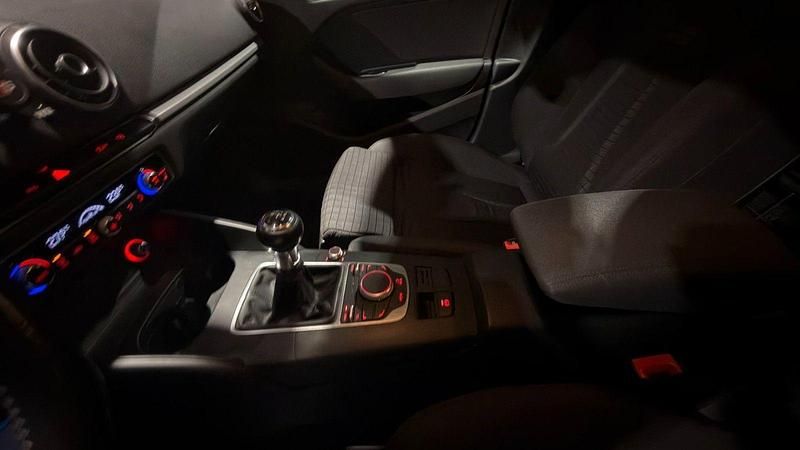 Gebraucht Audi A3 Ambition 110 PS (80 kW) 2016 Schwarz Limousine